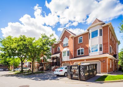 Beauclaire North, Bolton